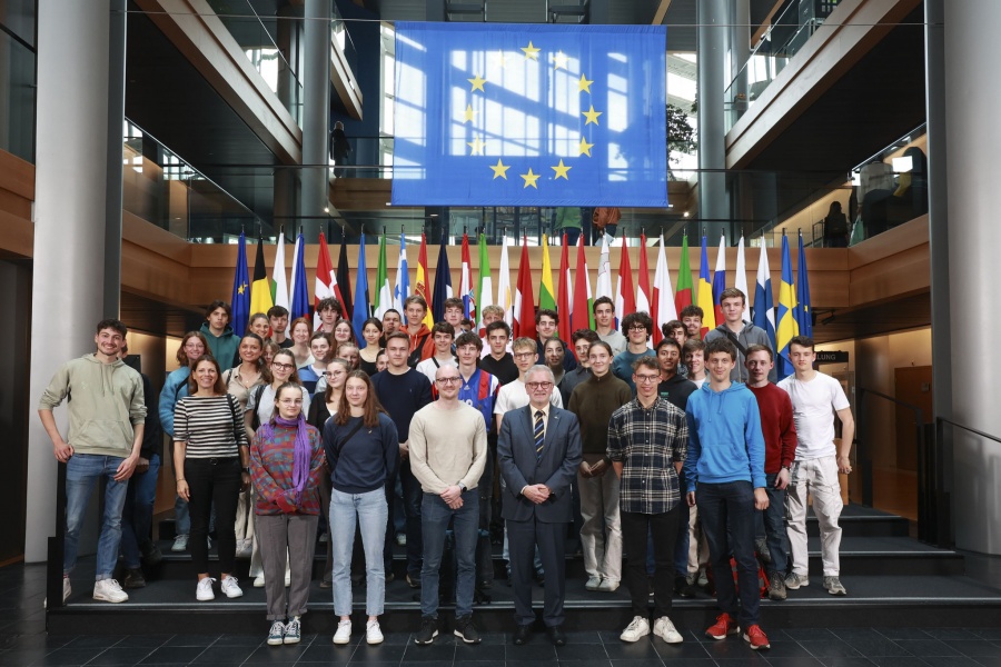 Besuch des Ludwig-Georgs-Gymnasiums Darmstadt am 9. Mai 2023