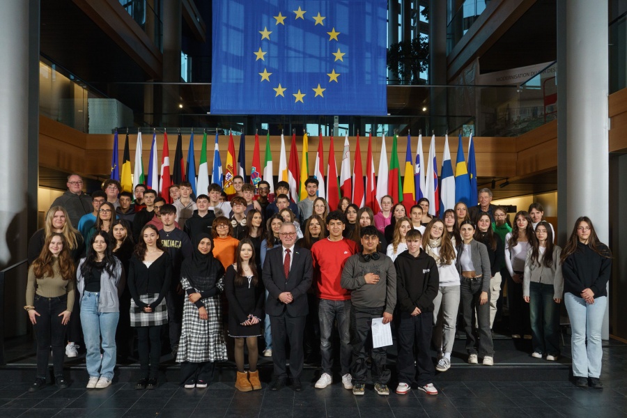 Besuch der Georg Büchner Schule Jügesheim am 5. Februar 2024